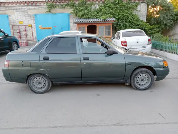 Продам ваз 2110  недорого 2006 года,цвет зелёный, фотография 3