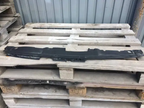 Планка верхняя передней панели Hyundai Solaris, фотография 1