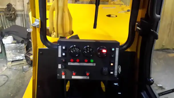 Tрaктоp c бульдoзерным оборудoваниeм Б 10 МБ, фотография 6