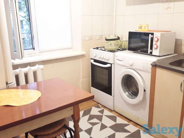 Сдам  посуточно 1-комнатную квартиру напротив КазНУ, фотография 4