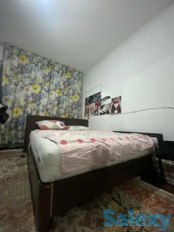 продам кровать и 2 тумбочки для спальни, фотография 1