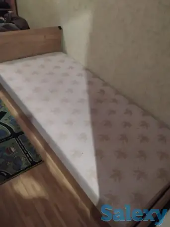 Срочно продам кровать и шкаф купе, фотография 2