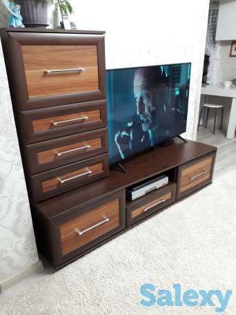 Продам тумбу под телевизор, фотография 2