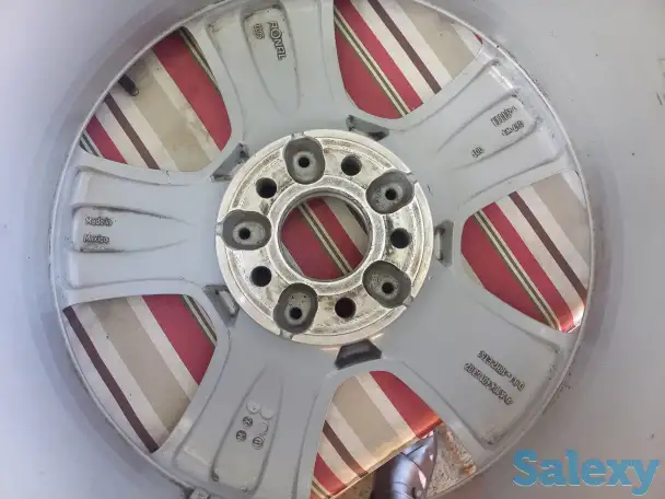 Продам два литых легкосплавных диска. Размер 18, 5-112. Производство Мехико., фотография 3