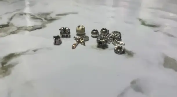 Продам браслет Pandora с шармами, фотография 2