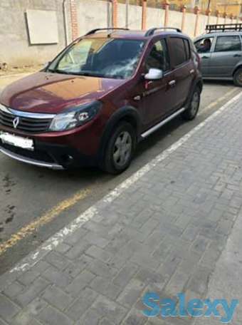 Автомабиль Сандеро Степвей, фотография 1