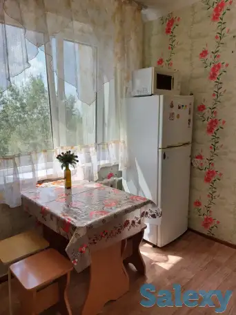 ПОСУТОЧНО 1-комнатная(полуторка) квартира ул. планировки г.ЛИСАКОВСК, фотография 10