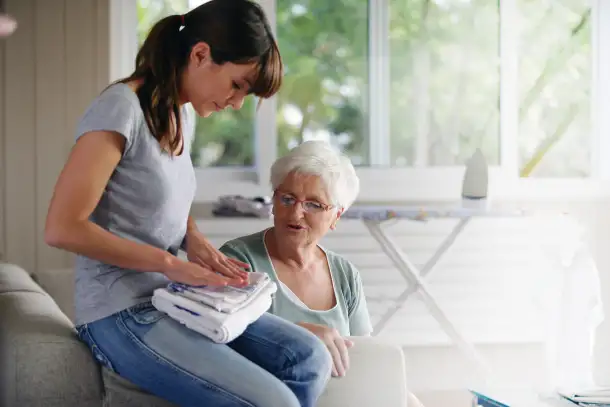 Требуется сиделка на 3 часа в день по вторникам и четвергам для пожилой бабушки, фотография 1