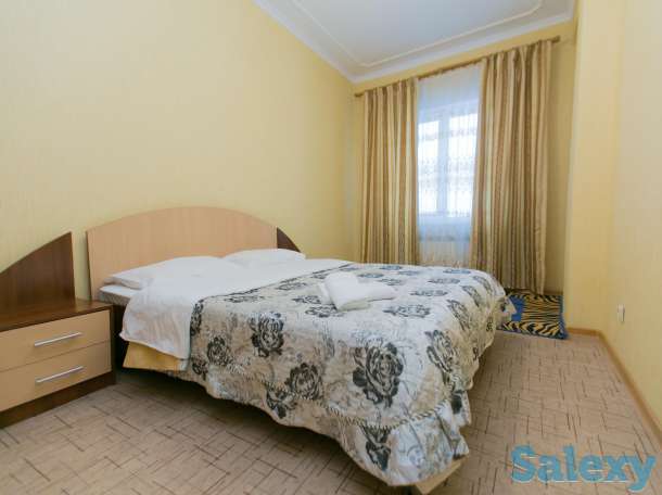 2х комнатная посуточно ул Туркестан 2, фотография 1