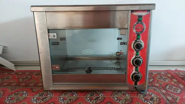 Продается печь гриль и печь для шаурмы ; каждая печка стоимость 50 000 тенге, фотография 2