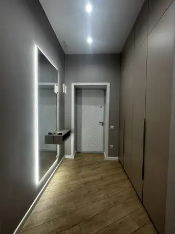 Уютная квартира в новом доме в центре города, Исаева 71, фотография 5