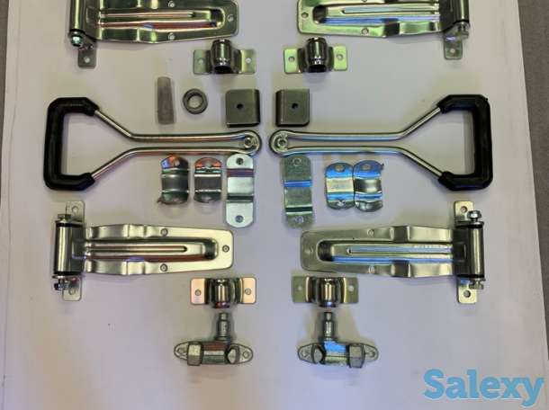 Комплект фурнитуры на задние ворота фургона с рукояткой Пруткового типа Эконом, фотография 1