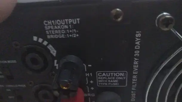 QSC RMX5050 профессиональный акустический усилитель мощности, фотография 3