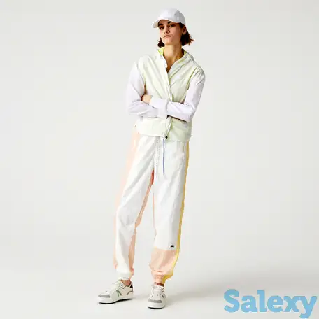 Женская легкая куртка lacoste sport на молнии, фотография 1