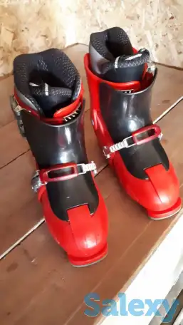 Десткие лыжи комплект с ботинками и палками, производство Италия, фотография 1