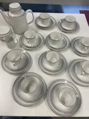 Фарфоровый винтажный сервиз, фотография 1