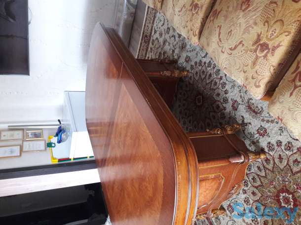 Продам дубовый стол с стульями, фотография 3