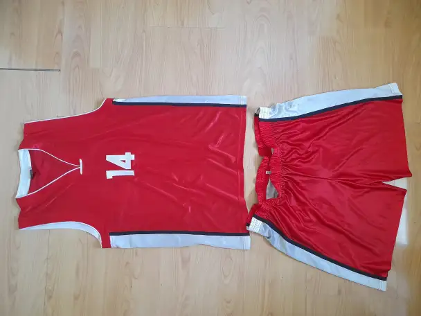 Спортивный костюм мужской новый, фотография 1