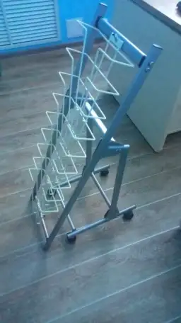 Информационный стенд для рекламы, фотография 1