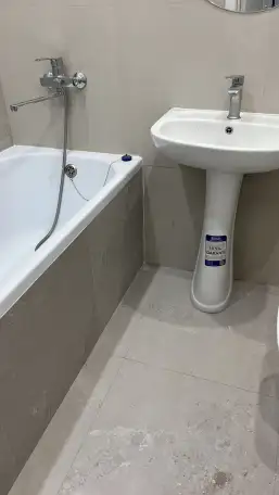 Клеим кафель.стелим ламинат. Клеим обои, фотография 1