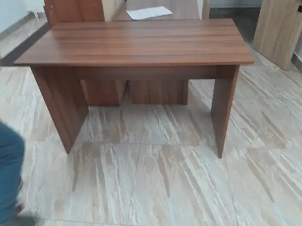 продам офисные столы бу и офисный шкаф бу, фотография 4