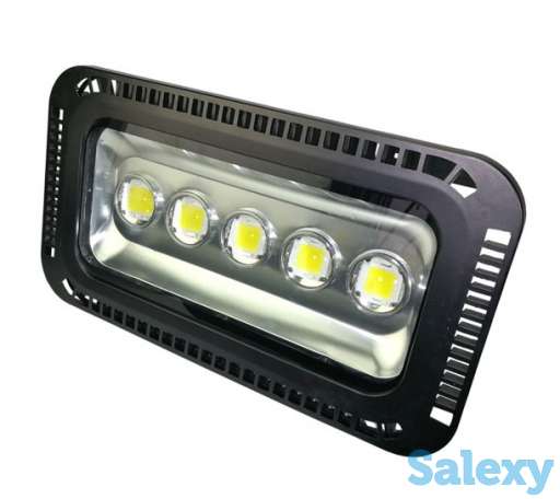 Светодиодный прожектор 200W, фотография 3