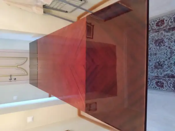 3.Продам стол дубовый разборный ,разбираются даже ножки.Производство Румыния длина 230см ширина75см. В неразобранном вид, фотография 2