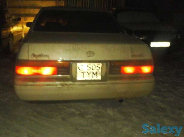 Автомобиль Toyota, фотография 3