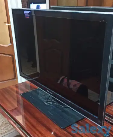 Стол-тумба раскладной+телевизор, фотография 3