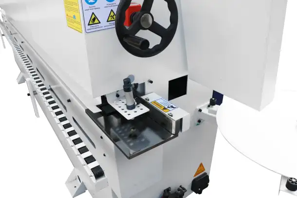 Кромкооблицовочный станок автоматический с прифуговкой DM 400 F, фотография 3