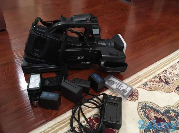 Цифровая видеокамера Panasonic NV-MD10000 + комлект, фотография 1