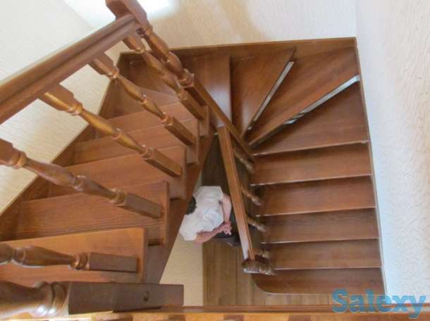 Изготовление деревянных лестниц,дверей. Материал сосна, бук, ясень., фотография 5