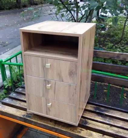 Новая удобная тумбочка, фотография 4