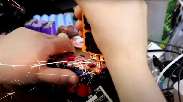 Ремонт АКБ электросамокатов и велосипедов  Самокат батареясын жндеу, фотография 2