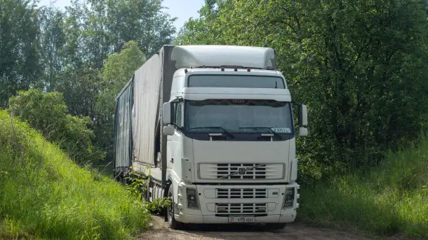 Грузовые перевозки, предоставление транспорта на погрузку, фотография 1