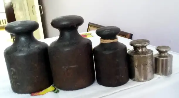 продам равноплечные весы с гирями, фотография 4