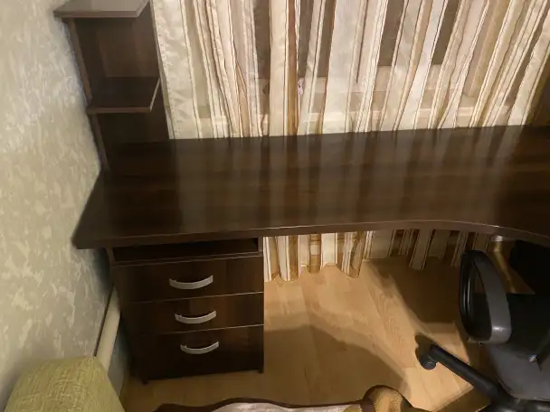 Продам письменный стол с креслом в идеальном состоянии, фотография 1