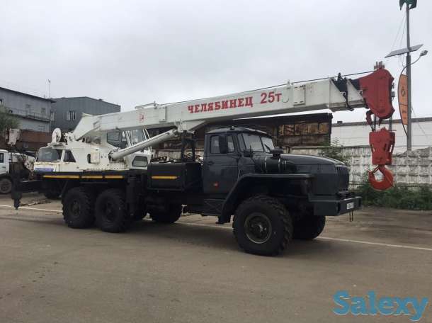 Автокран «Челябинец» 25т. на шасси Урал 6х6, фотография 1