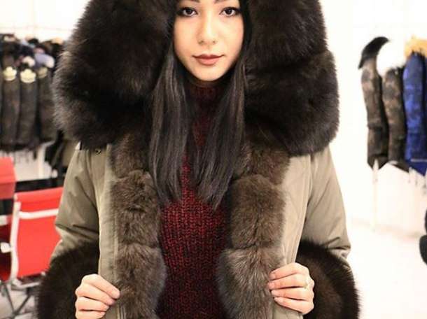 Ультрамодные парки с натуральным мехом , фотография 7