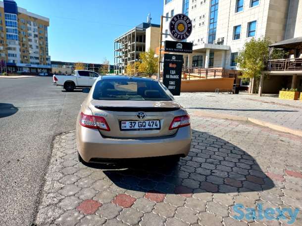 Автомашина Toyota Camry, фотография 5