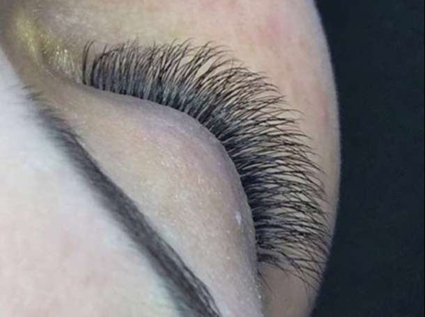 Обучение наращиванию ресниц, фотография 1