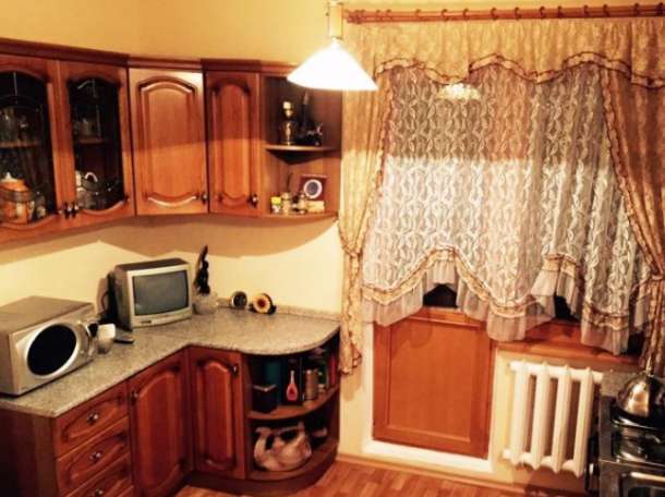 4-комнатная квартира, мкр Таугуль-1, Навои  — Токтабаева (Фестивальная), фотография 1