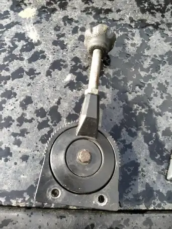 Трос газа с рычагом для каток XCMG, фотография 1