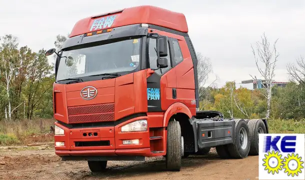 5206011-A01 стекло лобовое FAW J6, фотография 1