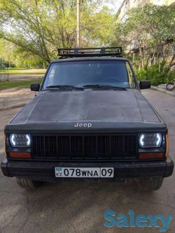 Jeep Cherokee 2,5 газ-бензин, фотография 1