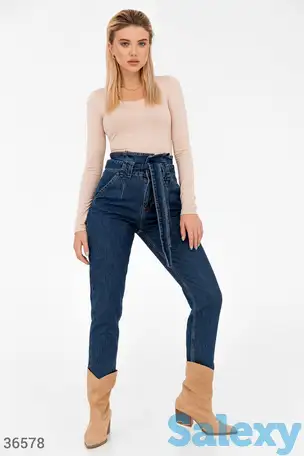 Зауженные джинсы с защипами, фотография 1