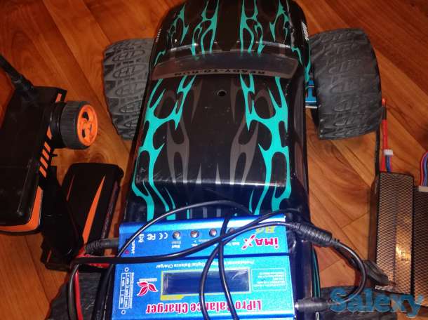 Продам машинку на пульте управления, фотография 2