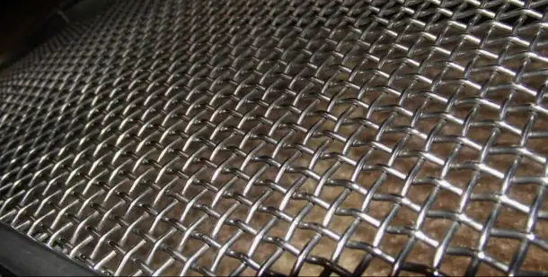 Сетка рифленая для грохотов, D 0,9-12 мм, Ячейка: 6х6; 10х10; 25х25... мм, Раскрой: 1.75х4.5; 2.5х25... м, фотография 1