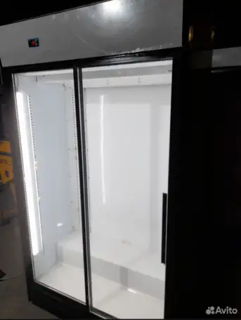 Холодильный шкаф витрина, фотография 2