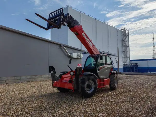 Аренда Телескопического погрузчика Manitou MT-1840. Сдаем в аренду телескопические погрузчики Manitou вместе с операторо, фотография 1